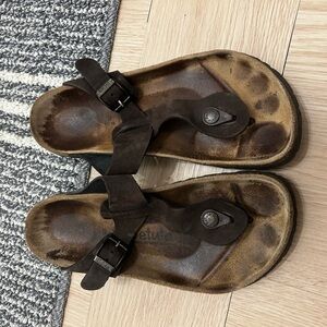 Betula by Birkenstock - Gizeh sandal - size 9